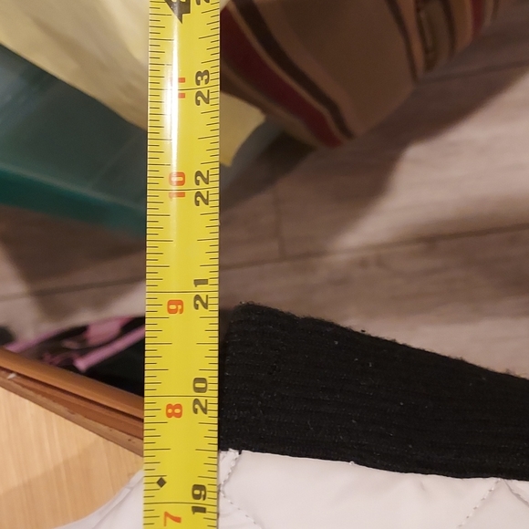 Women's Andrew Marc Quilted Vest Size Large Like New Excellent Condition 💥💥💥 - Picture 6 of 9